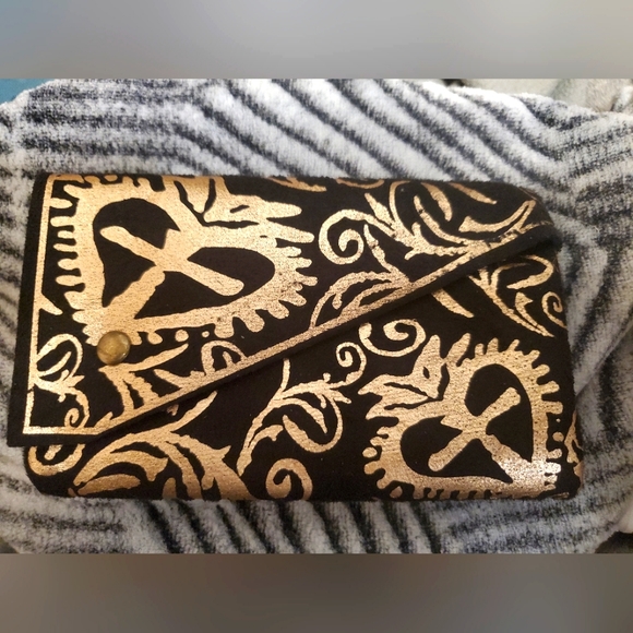 🌟 HP 🌟 NWOT Beautiful Virgins, Saints & Angels Jewelry Pouch Or ID Pouch - Picture 2 of 6